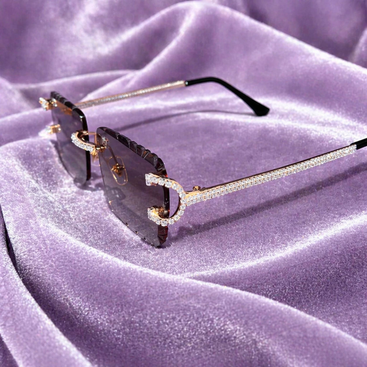 PURPLE DIAMOND SIMULANT GLASSES
