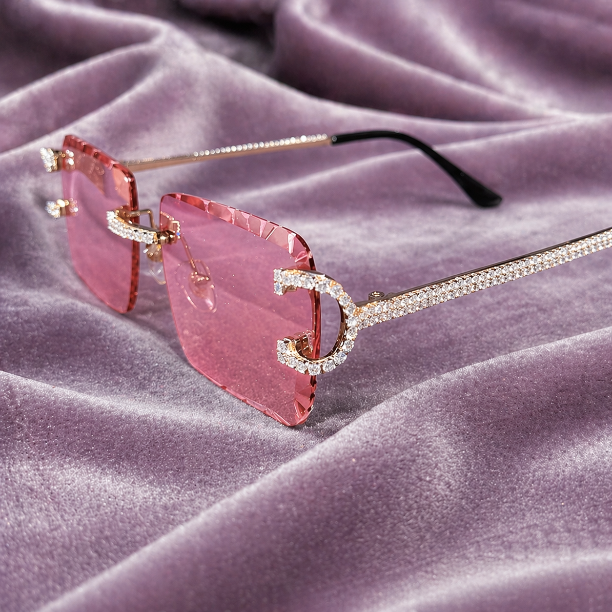 PINK DIAMOND SIMULANT GLASSES